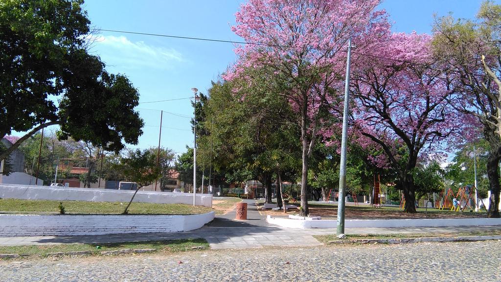 Acosta Ñu Apart Hotel Asunción Exterior foto